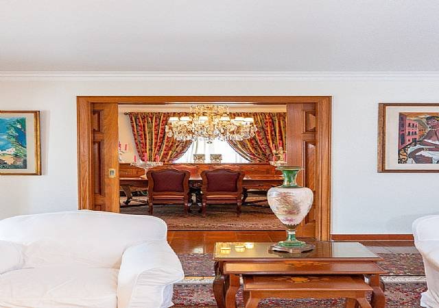 Foto 15 de 🏡 High-Standard Apartment in Jardins – Alameda Campinas, R$ 10,500,000.00