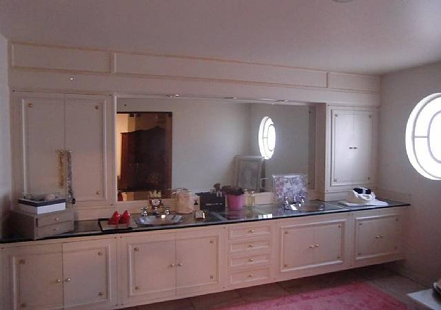 Foto 20 de 🏡 High-Standard Apartment in Jardins – Alameda Campinas, R$ 10,500,000.00