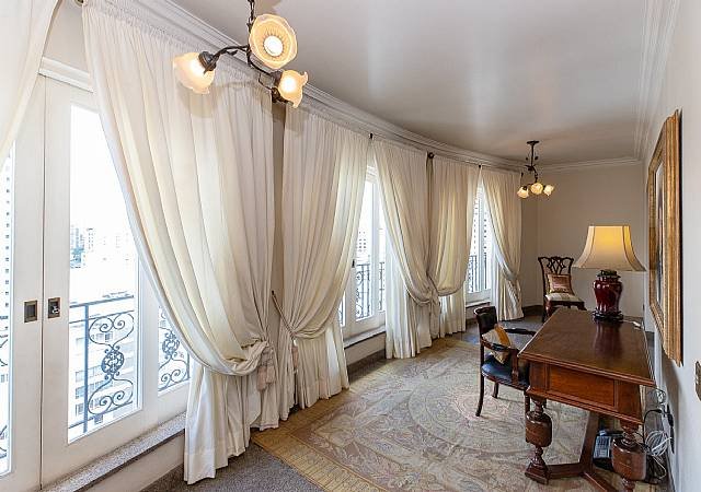 Foto 7 de 🏡 High-Standard Apartment in Jardins – Alameda Campinas, R$ 10,500,000.00