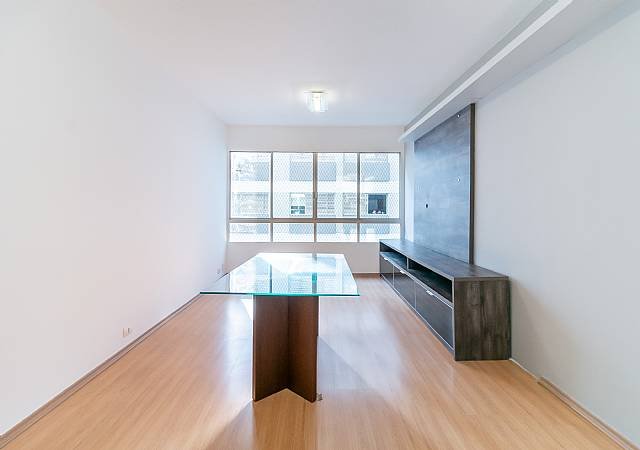 Apartment 3 Bedrooms with Suite and Bathtub in Jardim Paulista, R$ 1,290,000.00