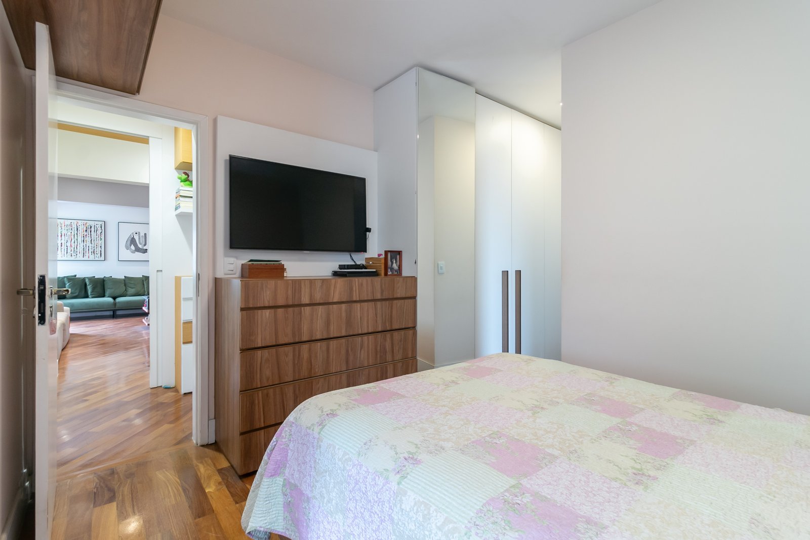 Foto 16 de 🏡 Apartment for Sale – Vila Mariana | 106 m² | 2 Suites | Full Leisure, R$ 1,250,000.00