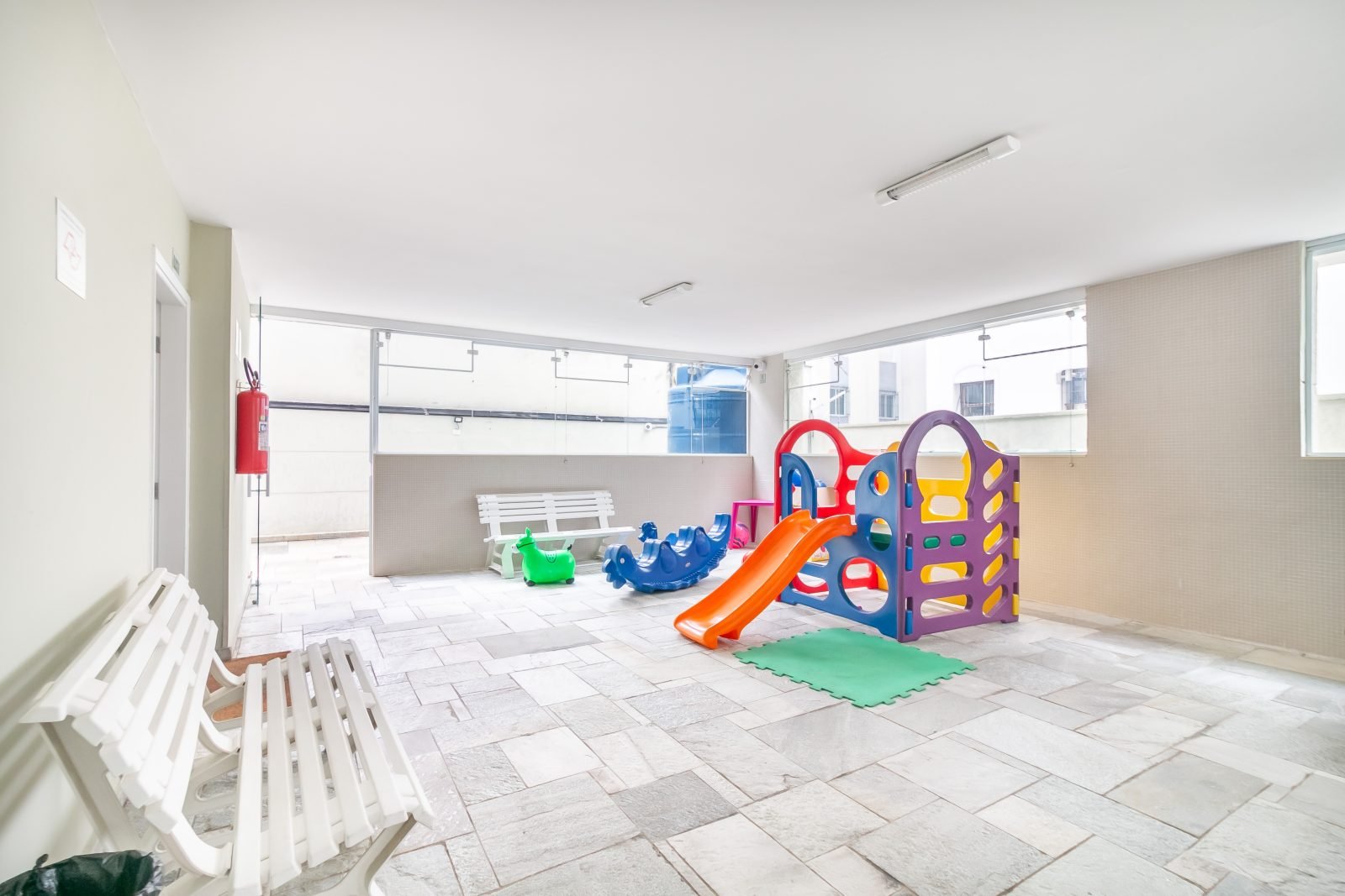 Foto 36 de Morar com Estilo no Jardim Paulista: Apartamento de 98m² com Suíte e Área de Lazer!