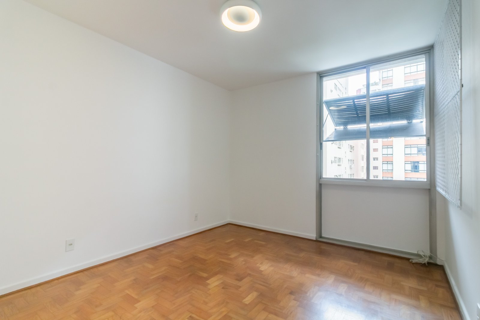 Foto 9 de Apartment in Jardins with 106 m² | 2 Bedrooms (1 Suite) and Deeded Parking Space, R$ 1,250,000.00