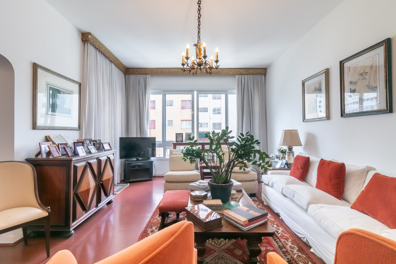 Apartment for Sale with 200 m² and 3 Bedrooms – Jardim Paulista