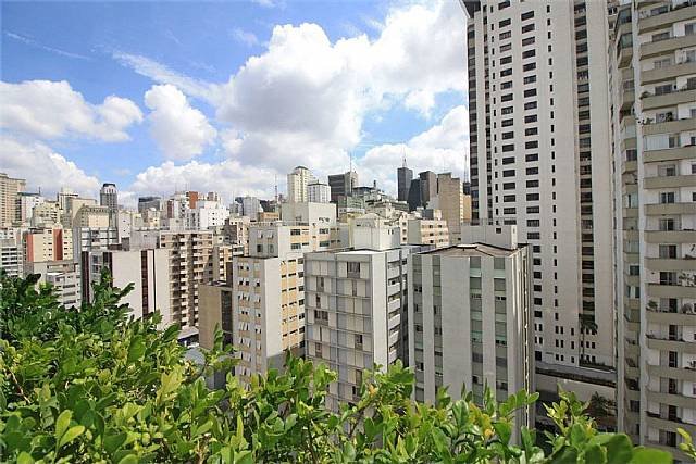 Foto 13 de Apartment for sale in Jardins with 276 m², 4 bedrooms, 2 suites, 3 parking spaces, R$ 3,155,000.00