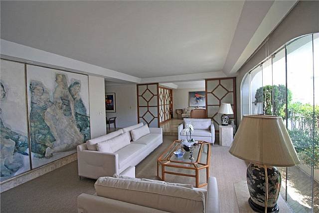 Foto 12 de Apartment for sale in Jardins with 276 m², 4 bedrooms, 2 suites, 3 parking spaces, R$ 3,155,000.00