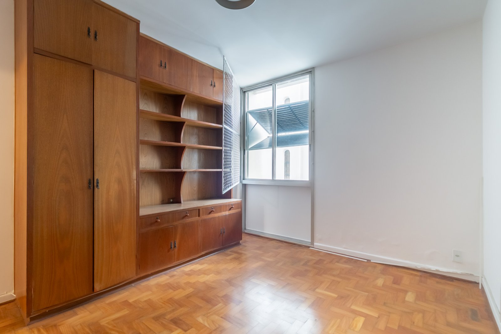 Foto 13 de Apartment in Jardins with 106 m² | 2 Bedrooms (1 Suite) and Deeded Parking Space, R$ 1,250,000.00