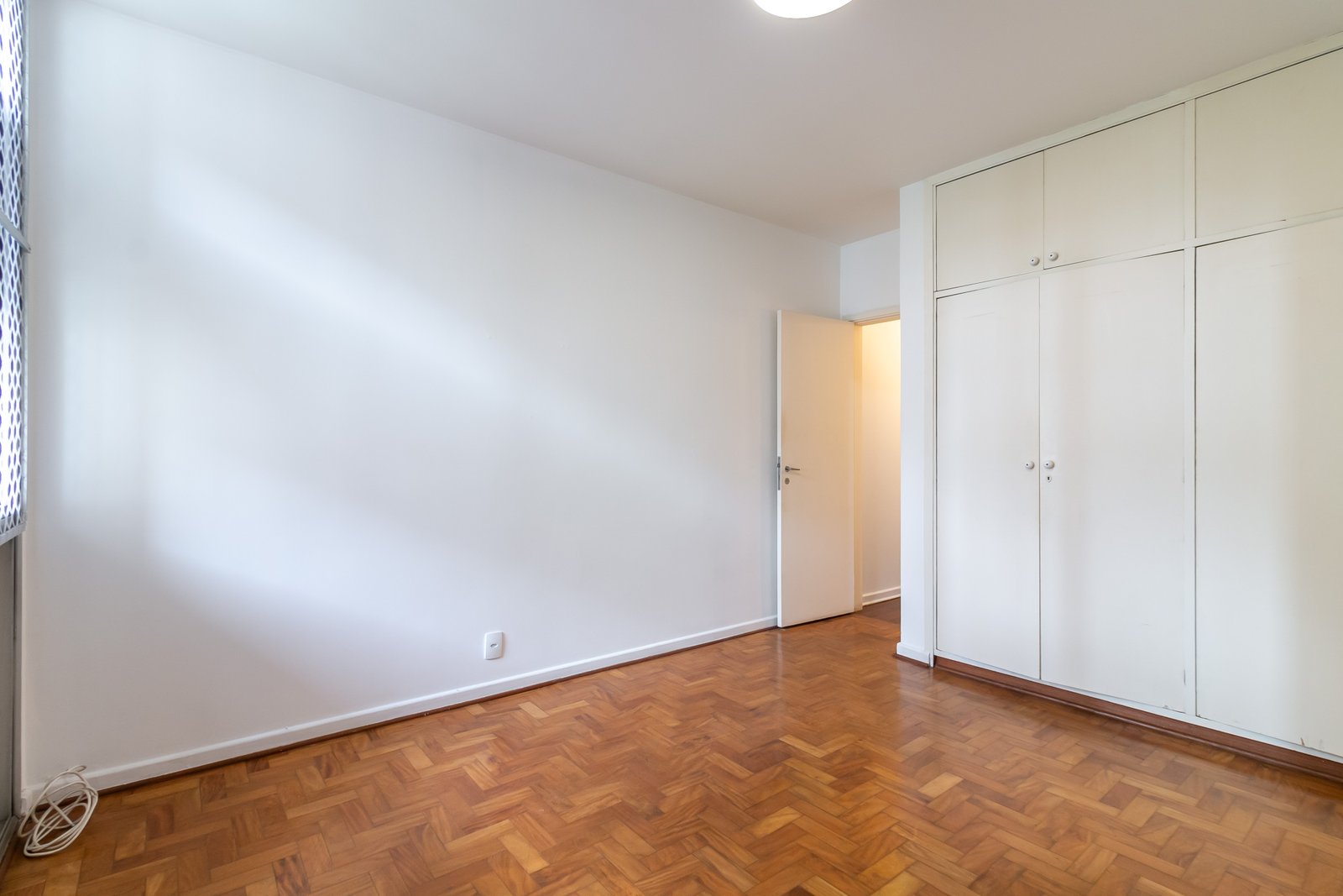 Foto 12 de Apartment in Jardins with 106 m² | 2 Bedrooms (1 Suite) and Deeded Parking Space, R$ 1,250,000.00